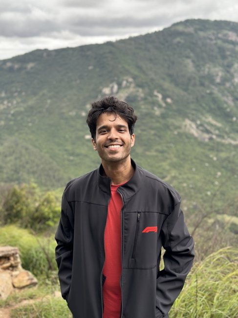 Portrait of Larison Carvalho